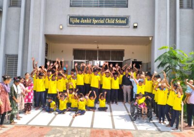 17287c12 d857 4236 a7a1 5afaab9f01b0